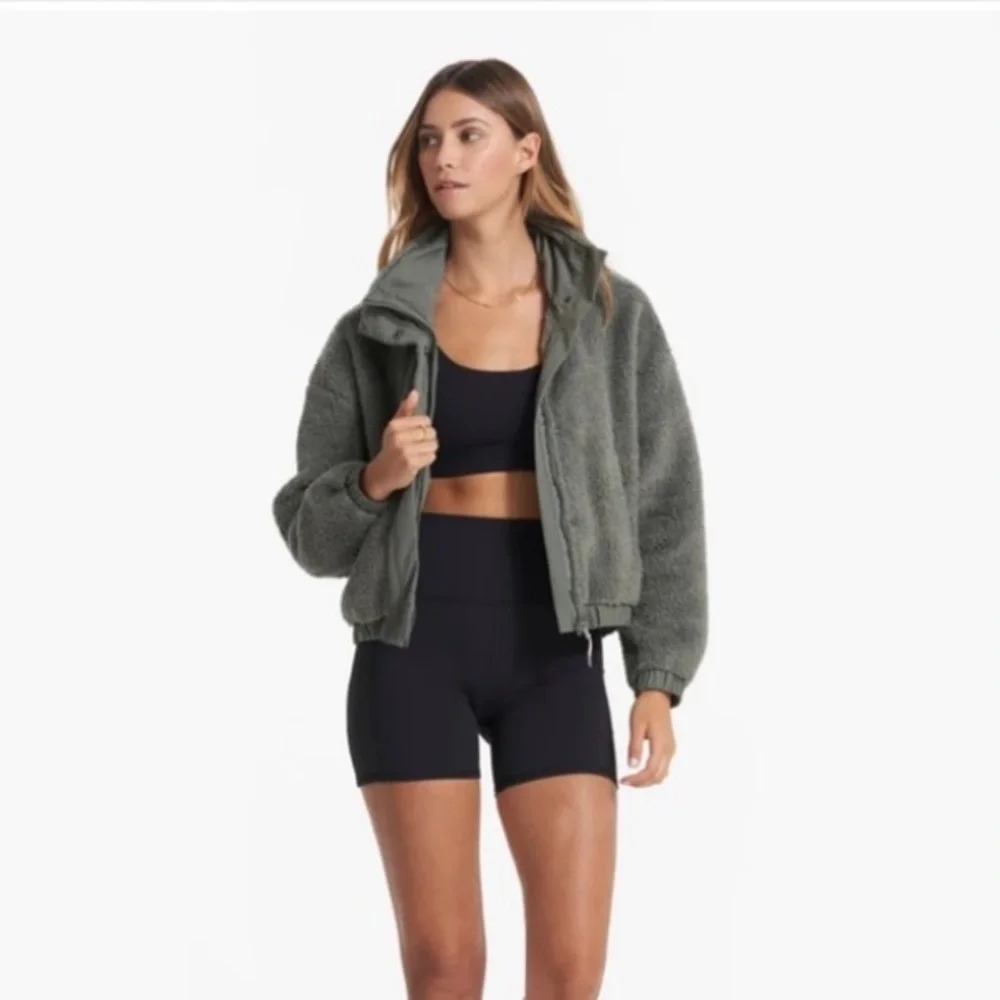 Vuori Cozy Sherpa Jacket - Picture 9 of 10